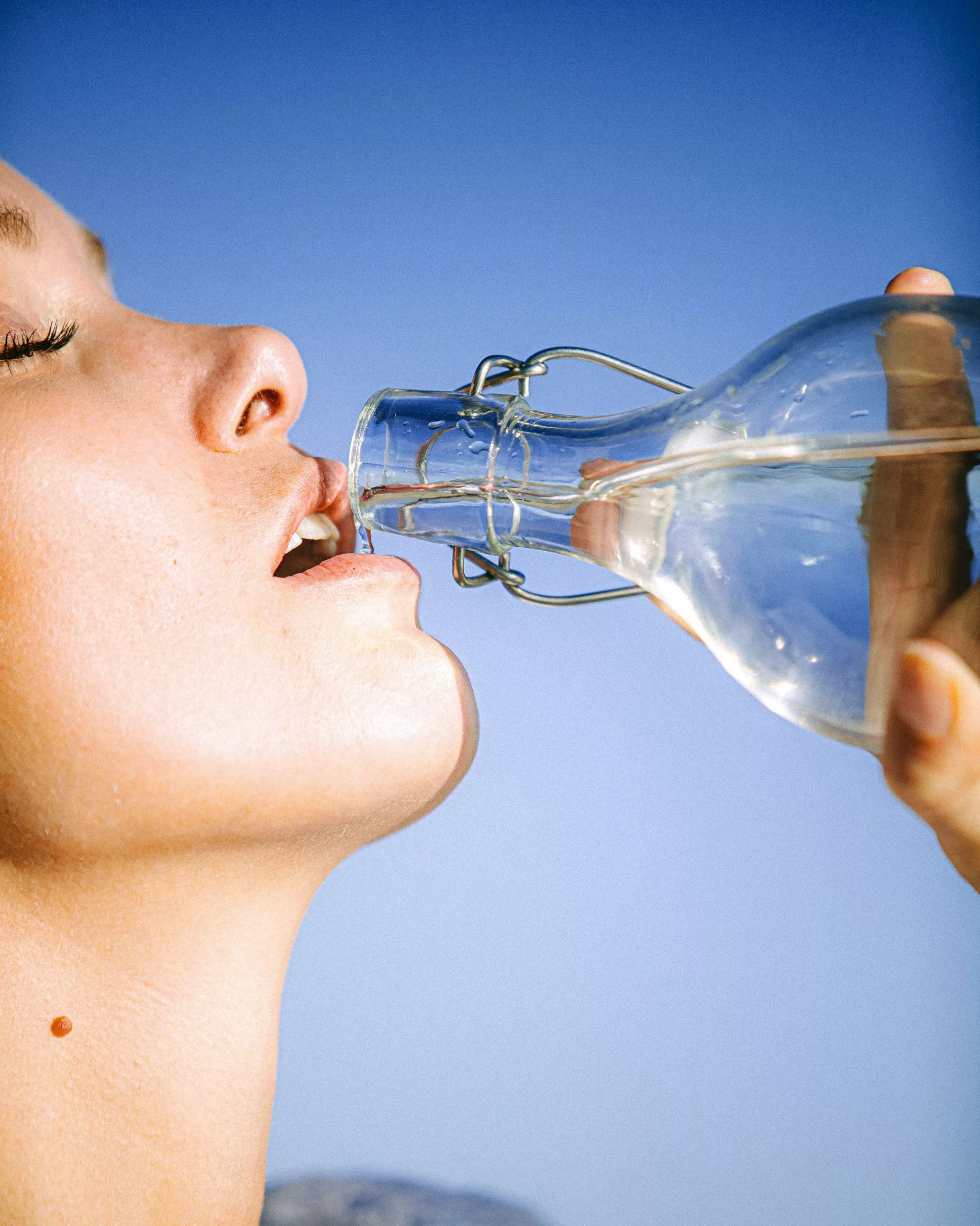 Importance de l’hydratation dans la perte de poids, conseils pratiques, PASCAL NOURTIER, NUTRITIONNISTE QUIMPER, BREST, PARIS.