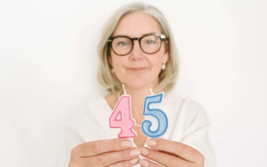 Gérer les changements hormonaux féminins après 40 ans