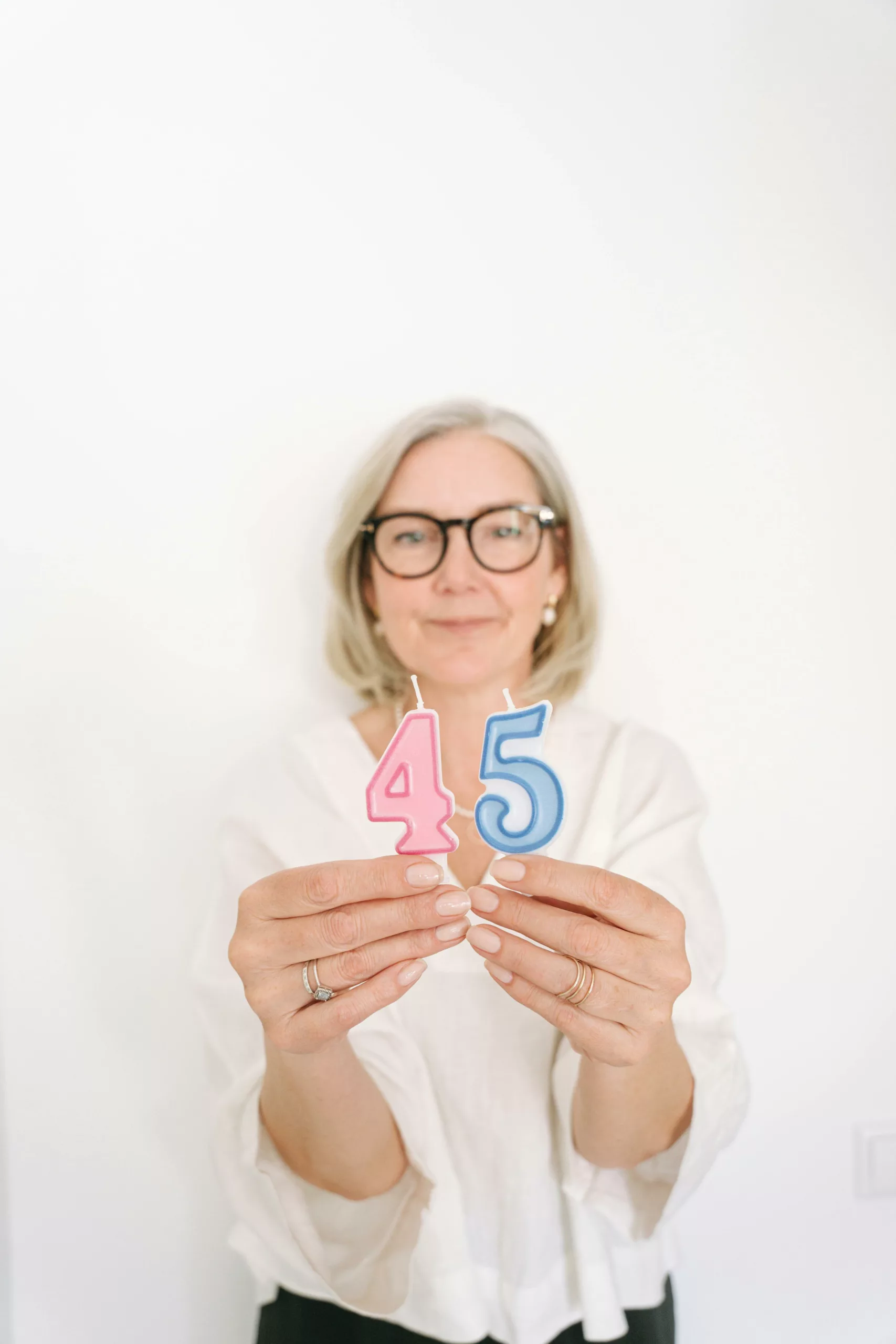 Gérer les changements hormonaux féminins après 40 ans : rôle, conseils et accompagnement personnalisé de PASCAL NOURTIER, NUTRITIONNISTE à PARIS, BREST, QUIMPER.