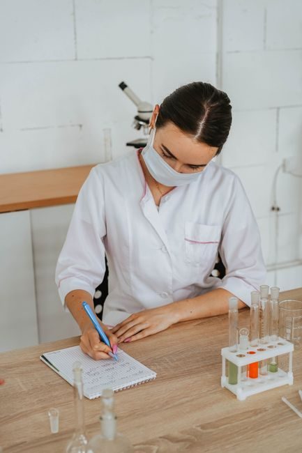 Les analyses biologiques en nutrition clinique : guide complet du nutritionniste Les analyses biologiques en nutrition clinique : guide complet du nutritionniste – consultation nutritionniste